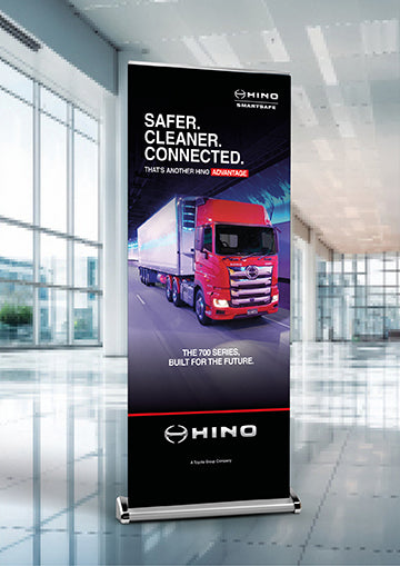 700 Series - Pull Up Banner